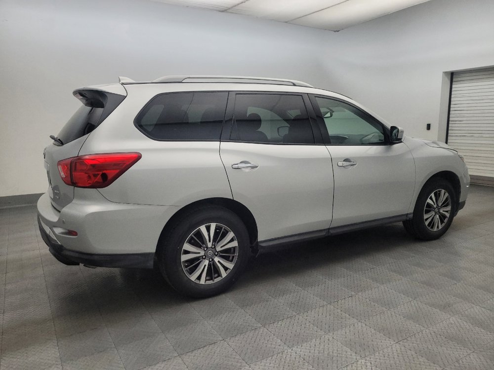 Used 2019 Nissan Pathfinder SV AWD/4WD image 10