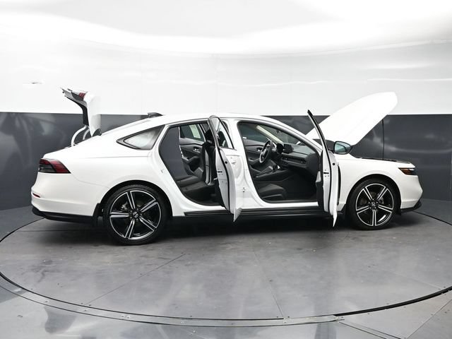Certified 2026 Honda Accord SE image 39