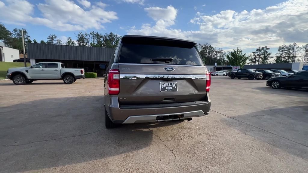 Used 2019 Ford Expedition XLT w/ Equipment Group 202A RWD image 5