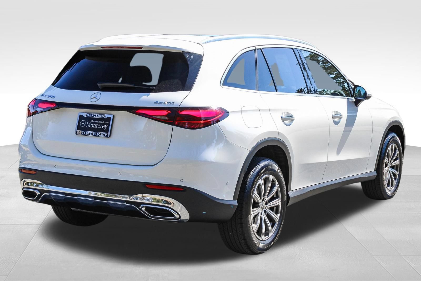Certified 2026 Mercedes-Benz GLC 300 4MATIC image 9