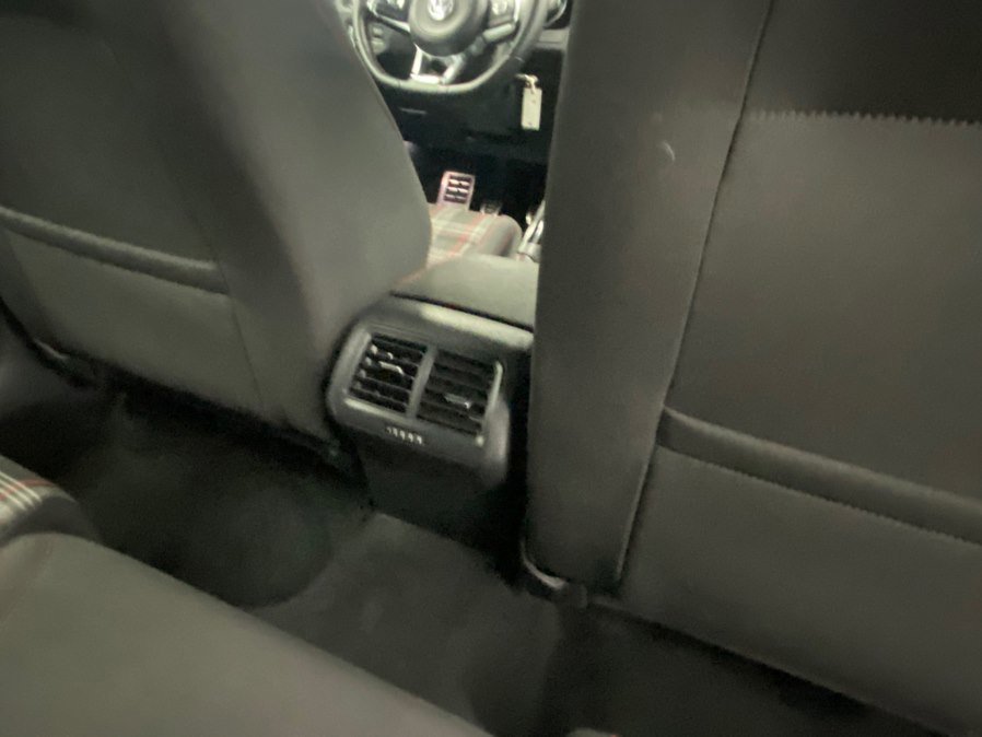 Used 2020 Volkswagen GTI S image 36