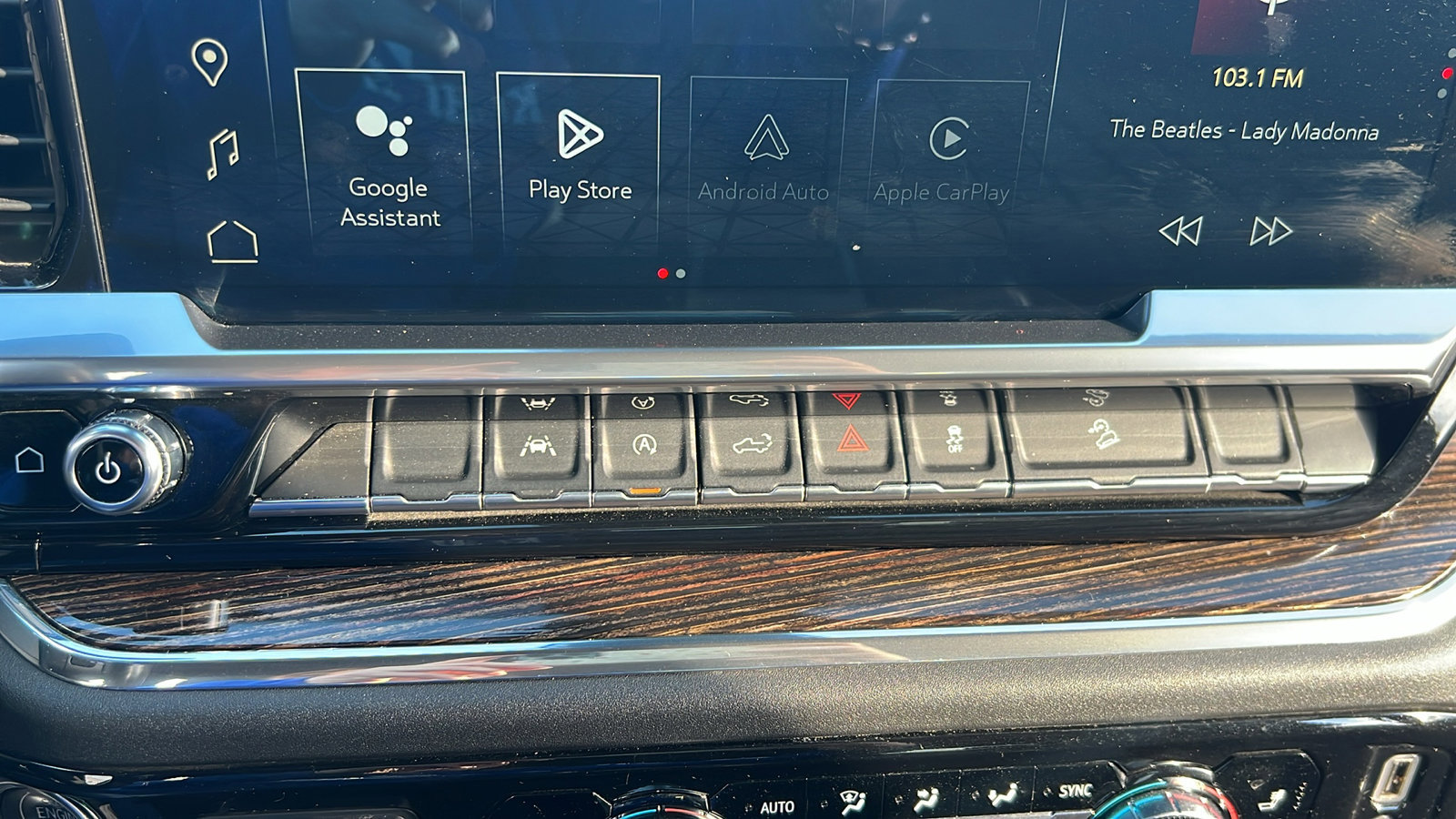 Used 2023 GMC Sierra 1500 Elevation image 28