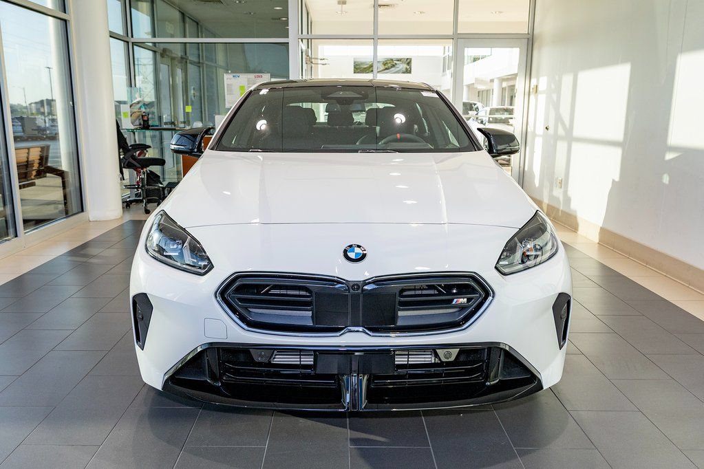 Used 2026 BMW M235i xDrive w/ Technology Package AWD/4WD image 2
