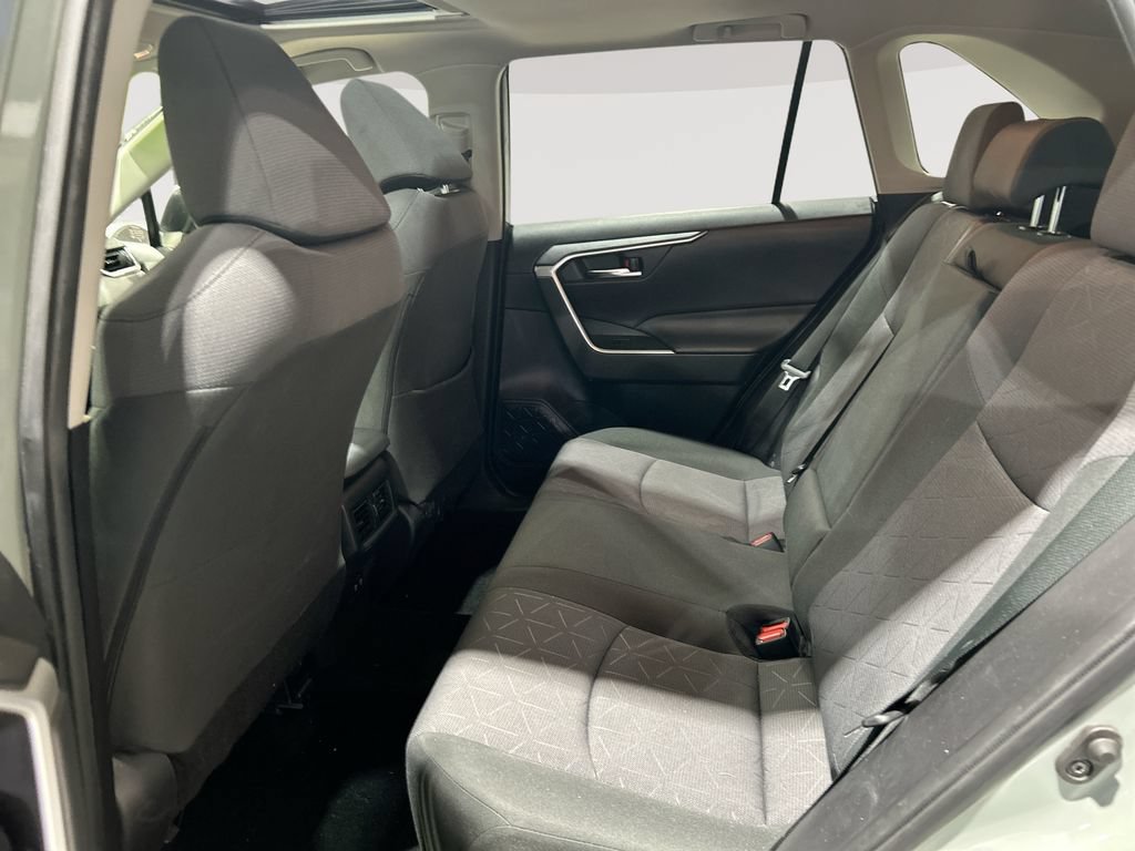 Used 2020 Toyota RAV4 XLE w/ Convenience Package AWD/4WD image 27