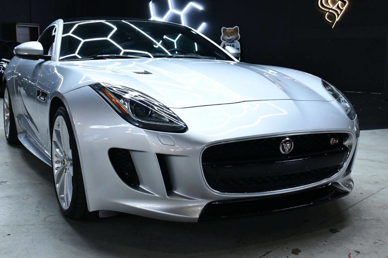 Used 2016 Jaguar F-TYPE S image 18
