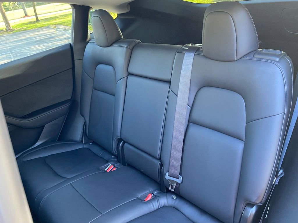 Used 2020 Tesla Model Y Long Range image 35