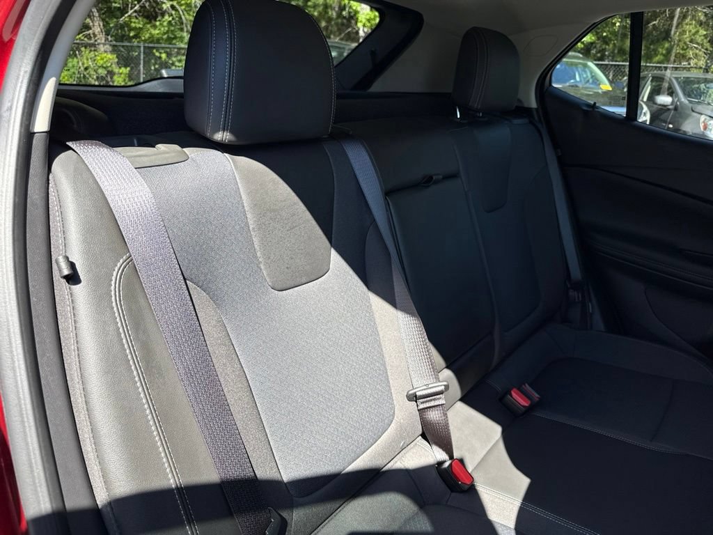 Used 2024 Buick Encore GX Preferred w/ Comfort Package FWD image 33