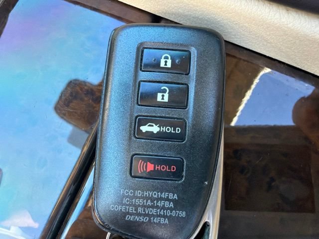 Used 2018 Lexus ES 350 w/ Luxury Package w/Wood Trim FWD image 46