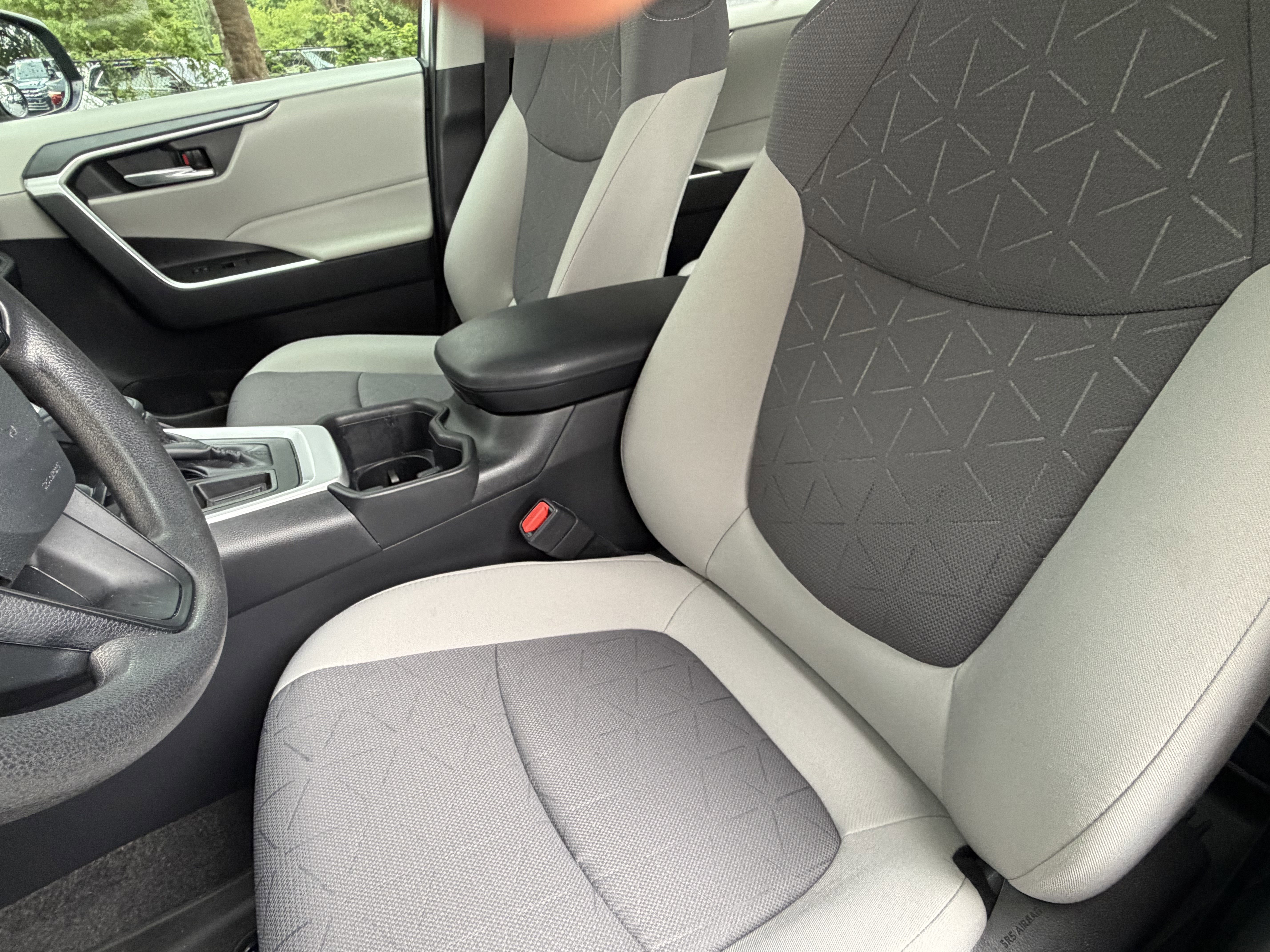 Used 2023 Toyota RAV4 XLE FWD image 17