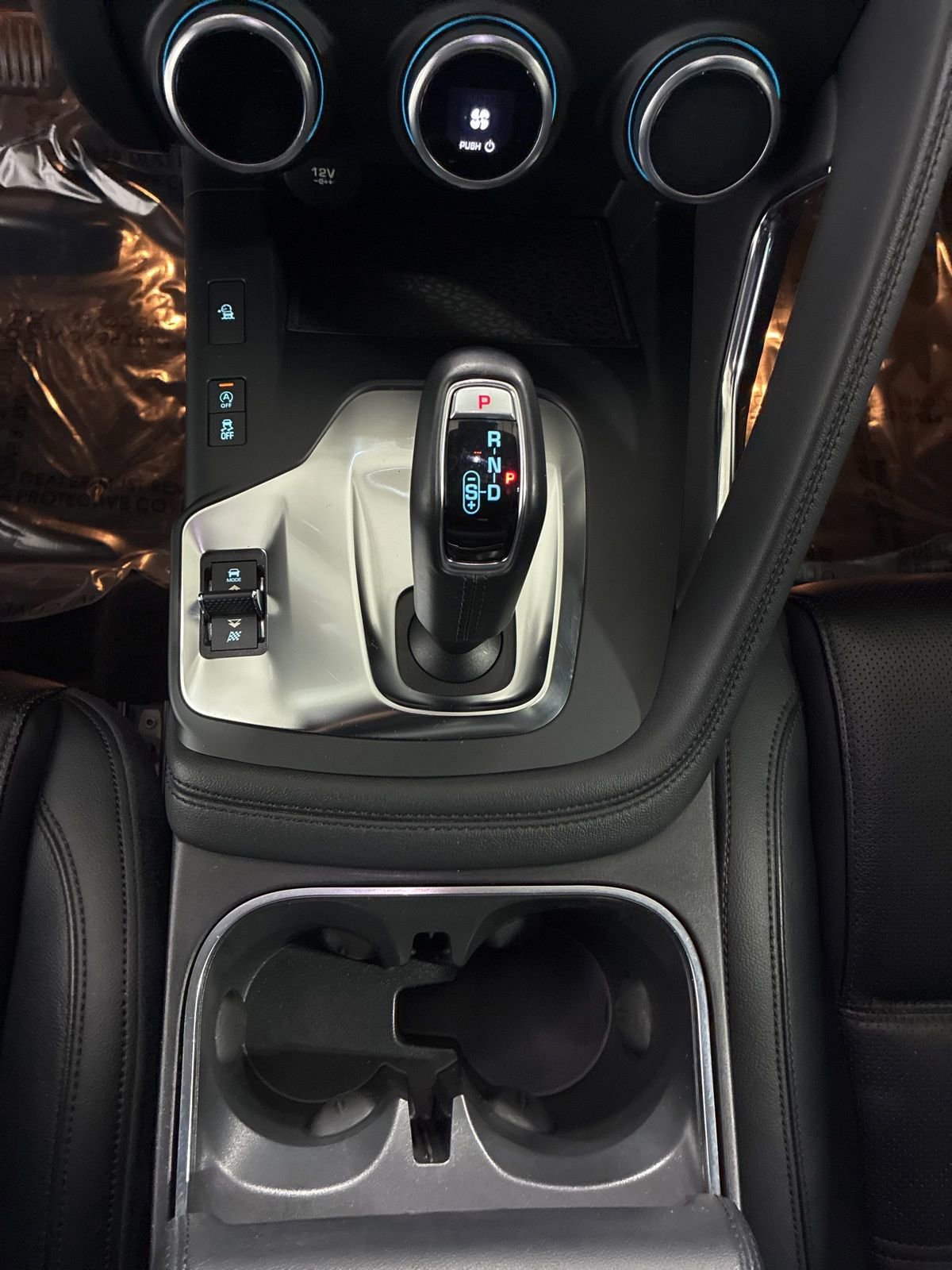 Used 2020 Jaguar E-PACE image 16