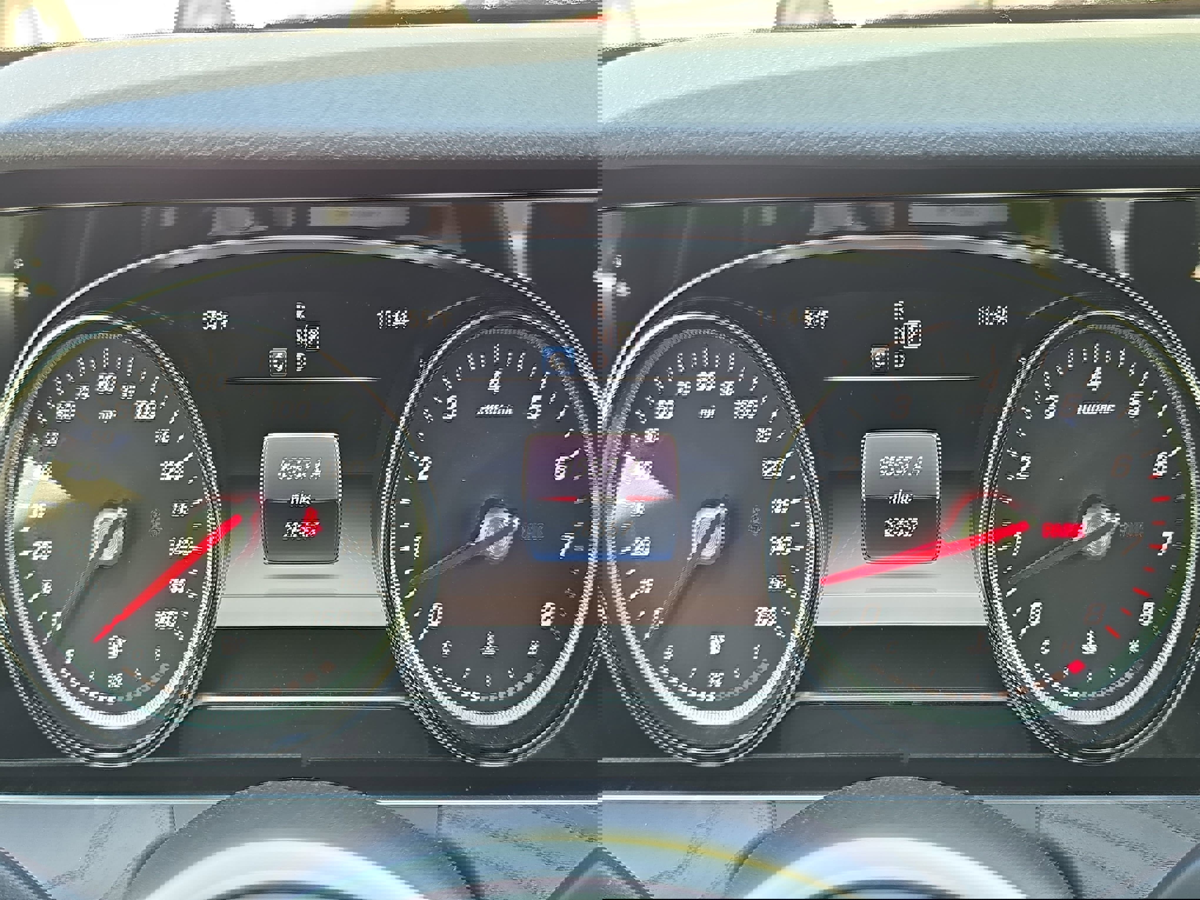 Used 2019 Mercedes-Benz E 300 4MATIC image 19