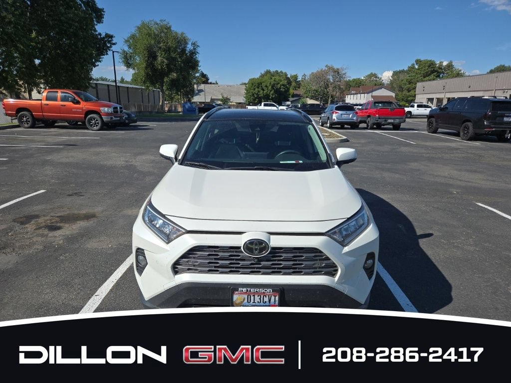 Used 2020 Toyota RAV4 Limited AWD/4WD image 8