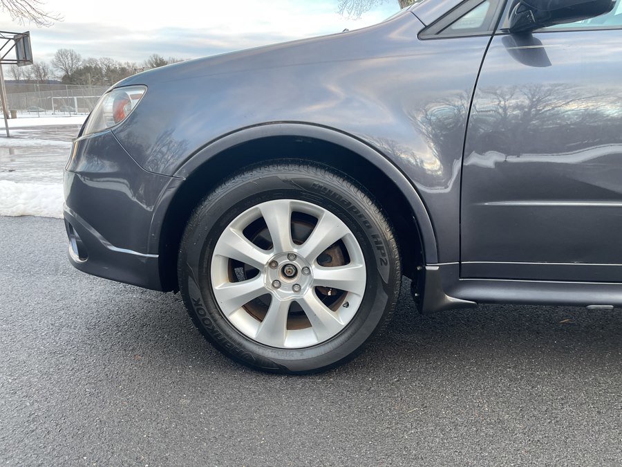 Used 2011 Subaru Tribeca Touring AWD/4WD image 16