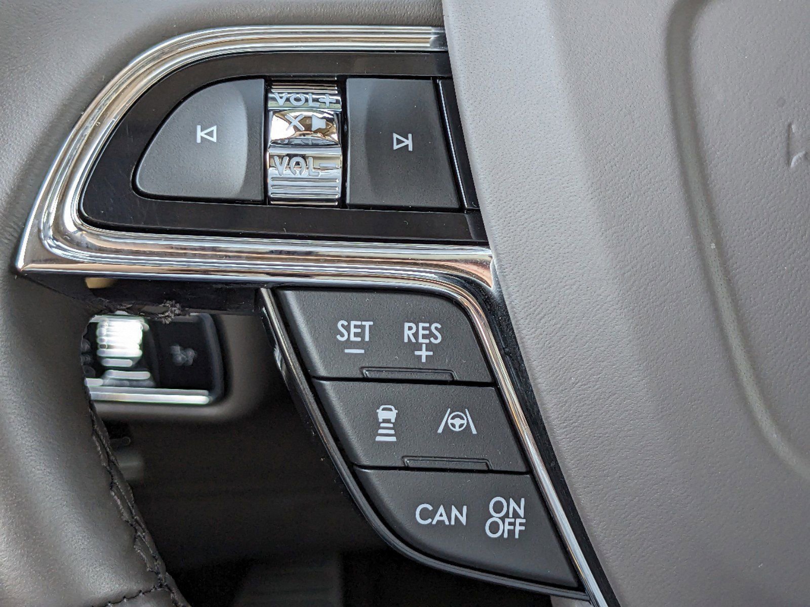 Used 2023 Lincoln Nautilus Reserve w/ Equipment Group 201A image 29