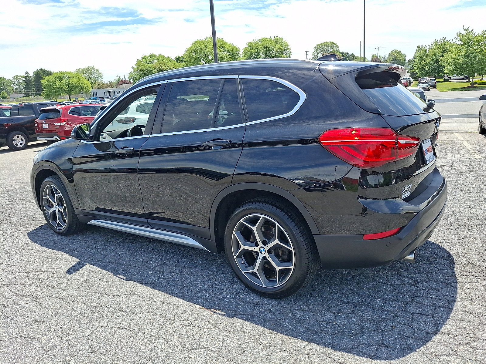 Used 2018 BMW X1 xDrive28i AWD/4WD image 4