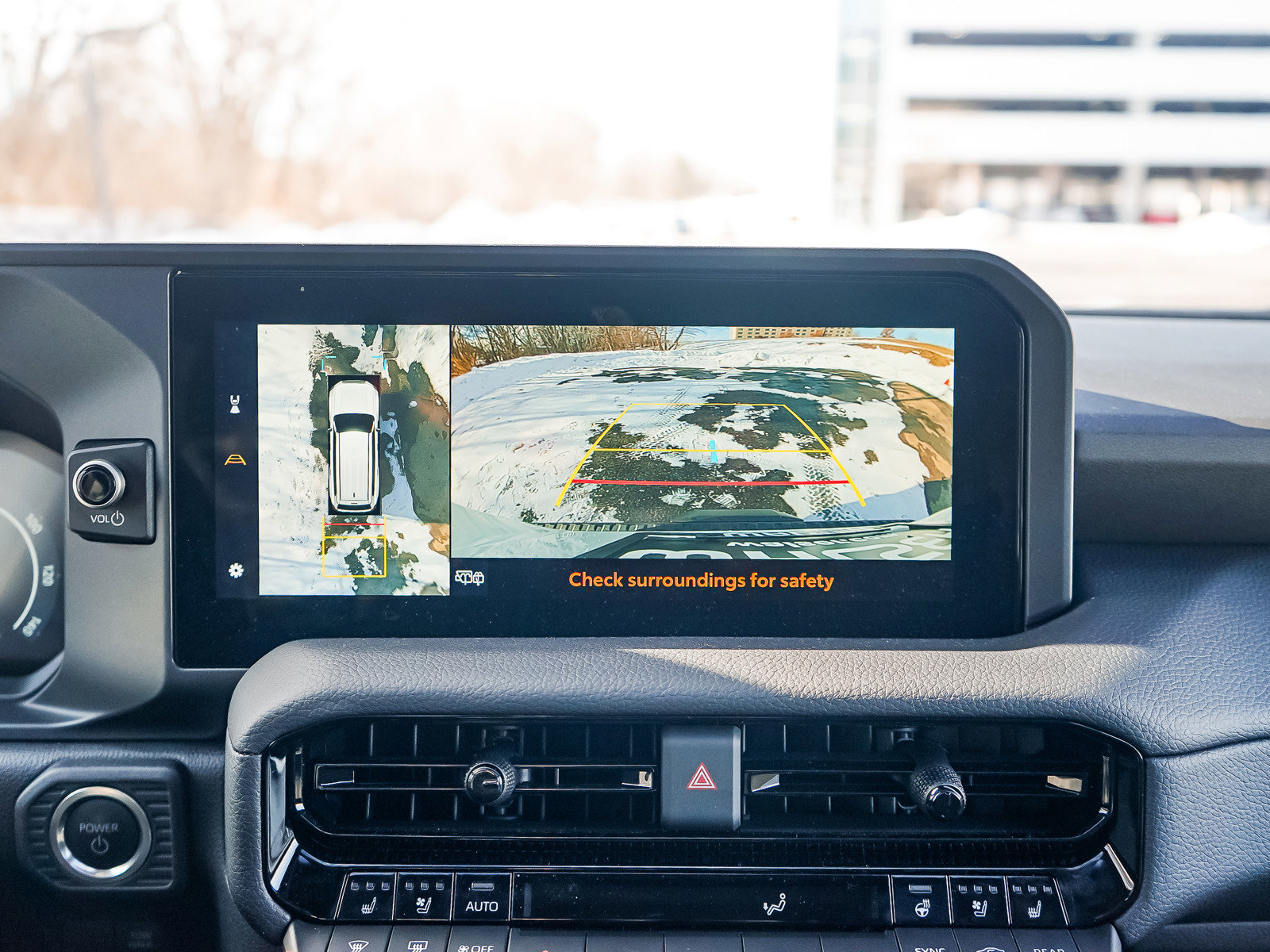 Used 2025 Toyota Land Cruiser image 38