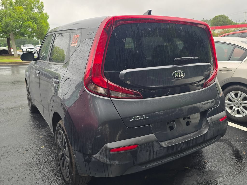 Used 2021 Kia Soul LX FWD image 4