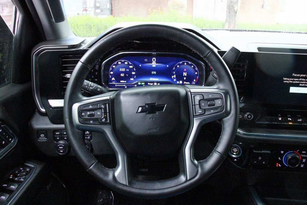 Used 2024 Chevrolet Silverado 2500 LTZ w/ LTZ Convenience Package image 21