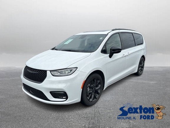 Used 2025 Chrysler Pacifica Limited