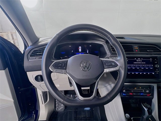 Used 2024 Volkswagen Tiguan SE image 15