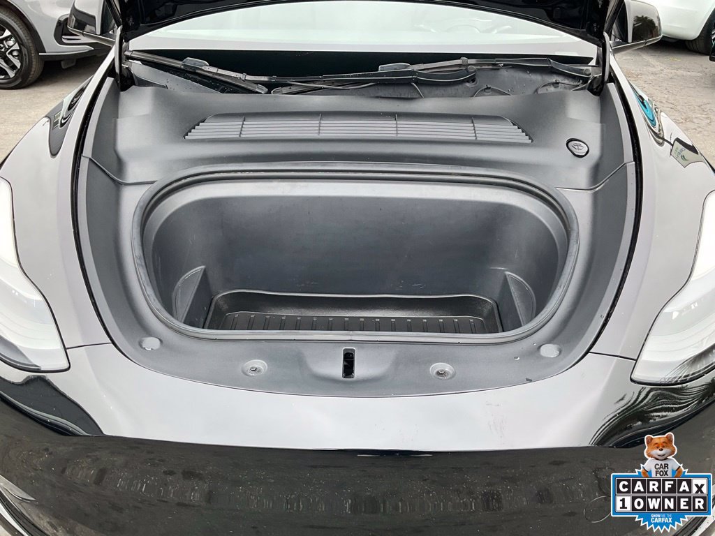 Used 2022 Tesla Model Y Performance AWD/4WD image 11