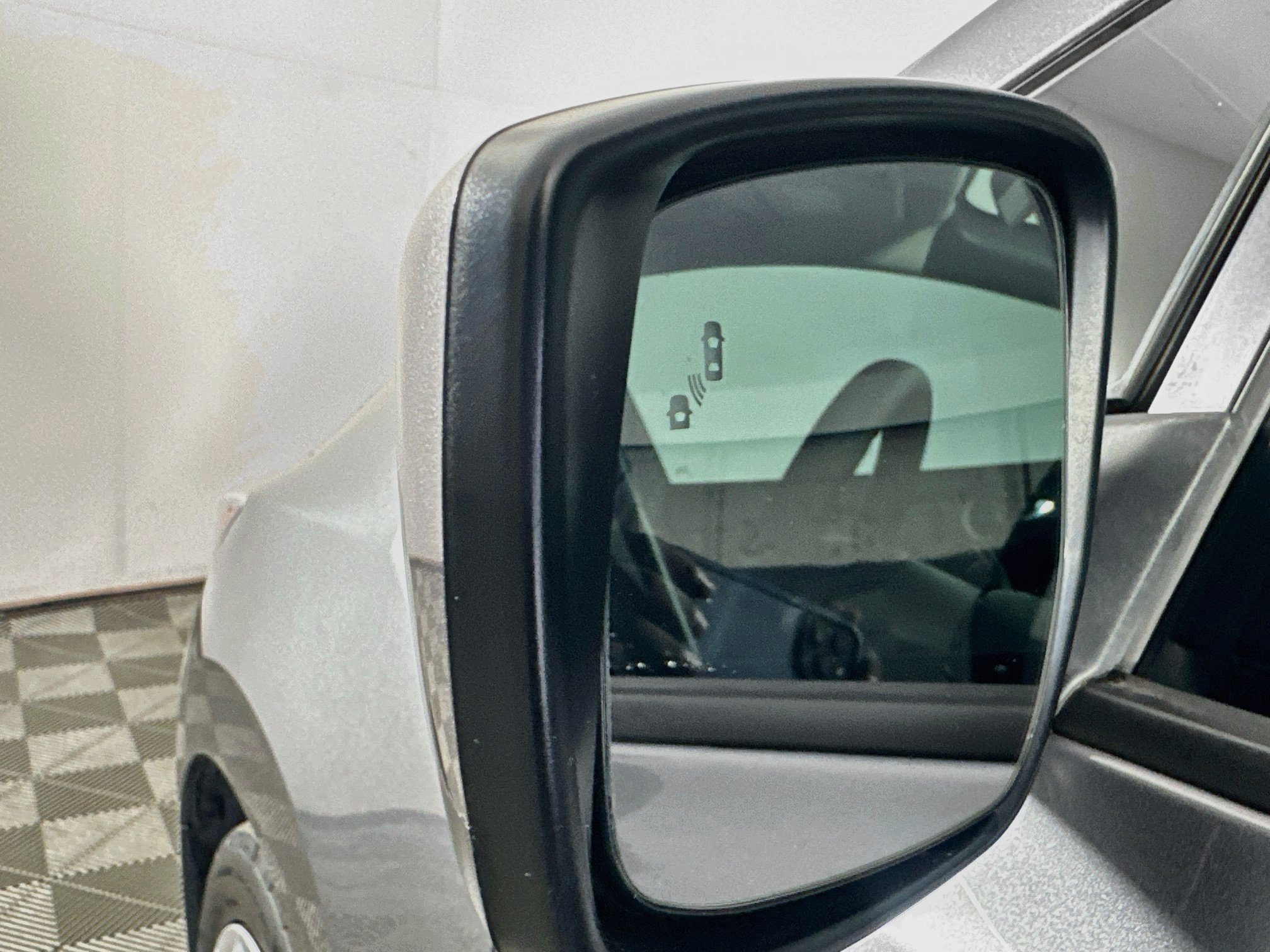 Used 2023 Nissan Leaf S FWD image 16