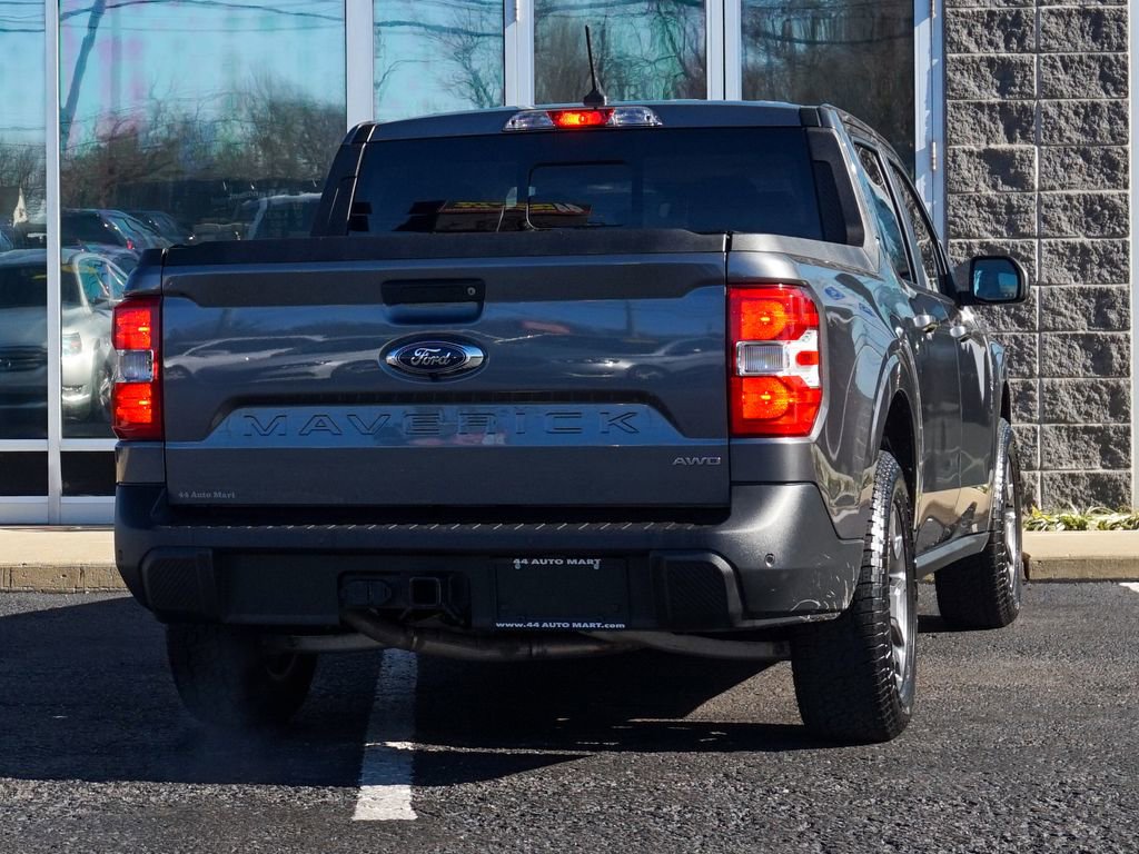 Used 2022 Ford Maverick Lariat w/ Lariat Luxury Package image 3