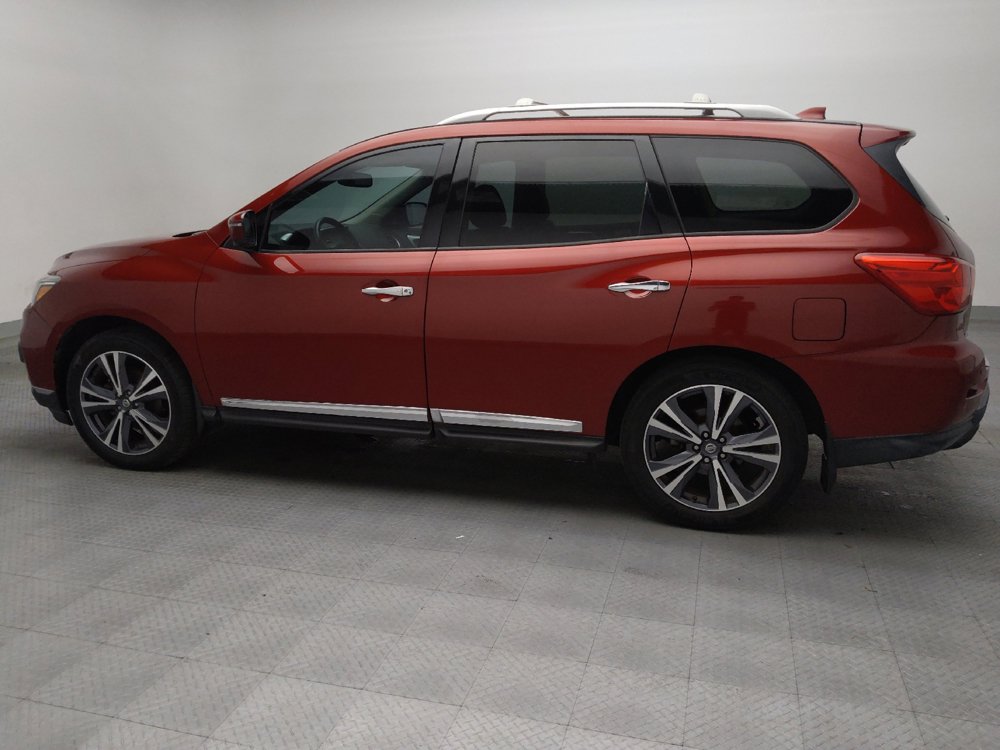 Used 2020 Nissan Pathfinder Platinum FWD image 3