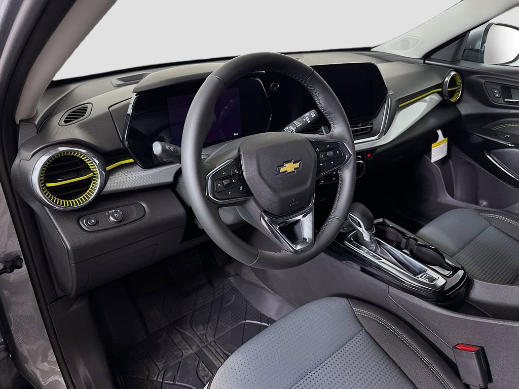 New 2026 Chevrolet Trax LT w/ Driver Confidence Package image 9