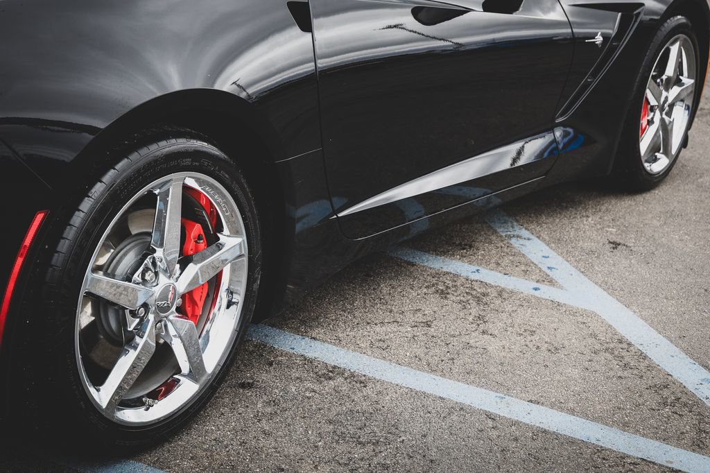 Used 2014 Chevrolet Corvette Stingray Convertible w/ 2LT Preferred Equipment Group image 32