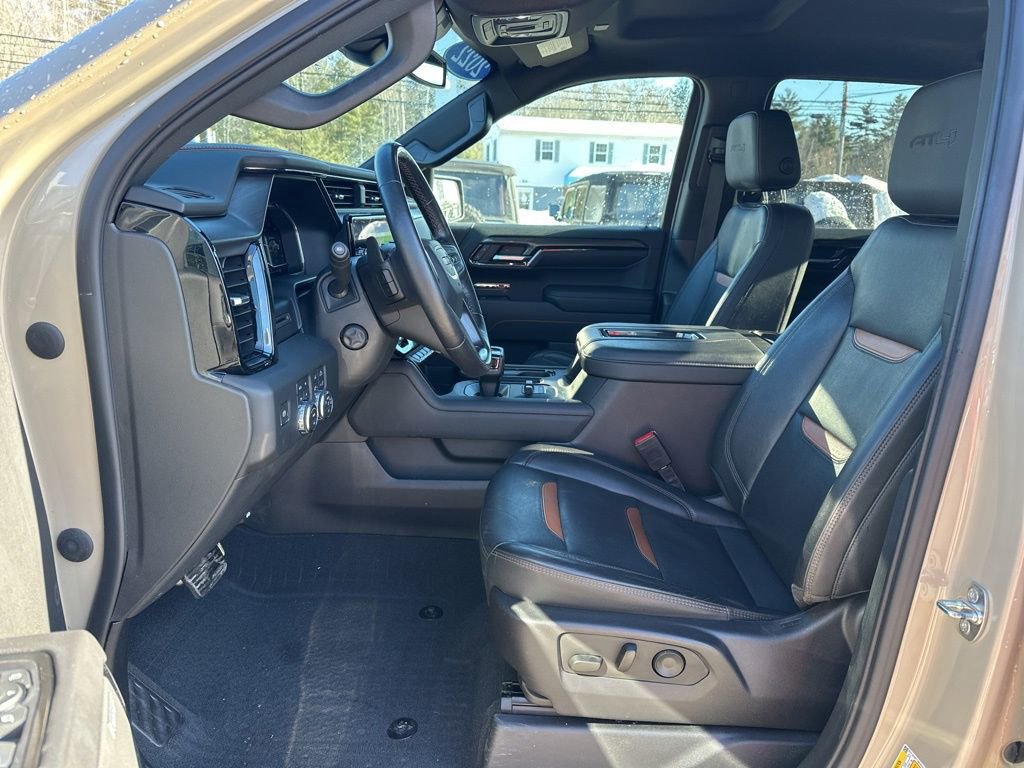 Used 2022 GMC Sierra 1500 AT4 w/ AT4 Preferred Package image 15