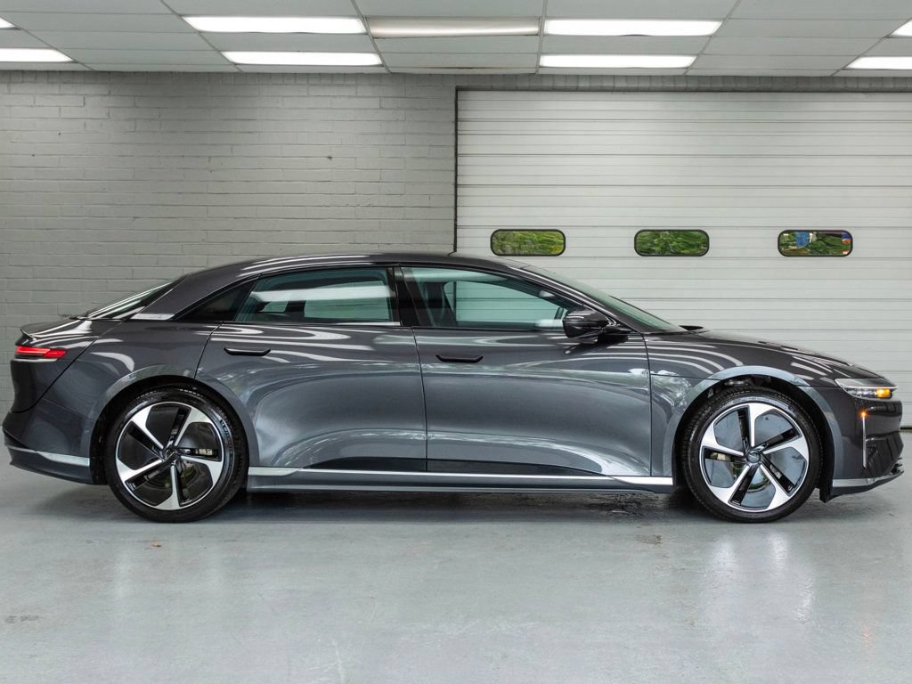 Used 2024 Lucid Air Touring AWD/4WD image 2