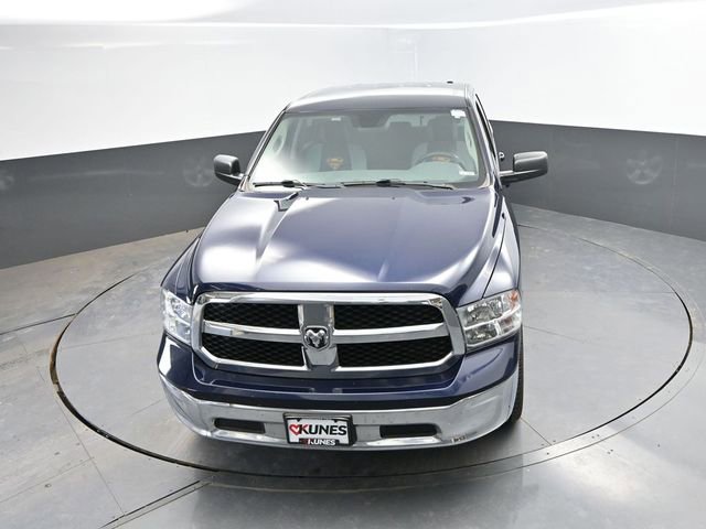 Used 2019 RAM 1500 Classic SLT AWD/4WD image 32