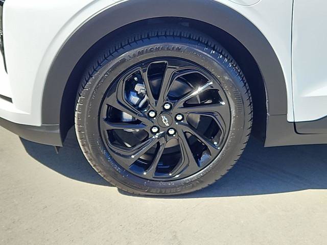 New 2027 Chevrolet Bolt RS w/ Technology Package FWD image 33