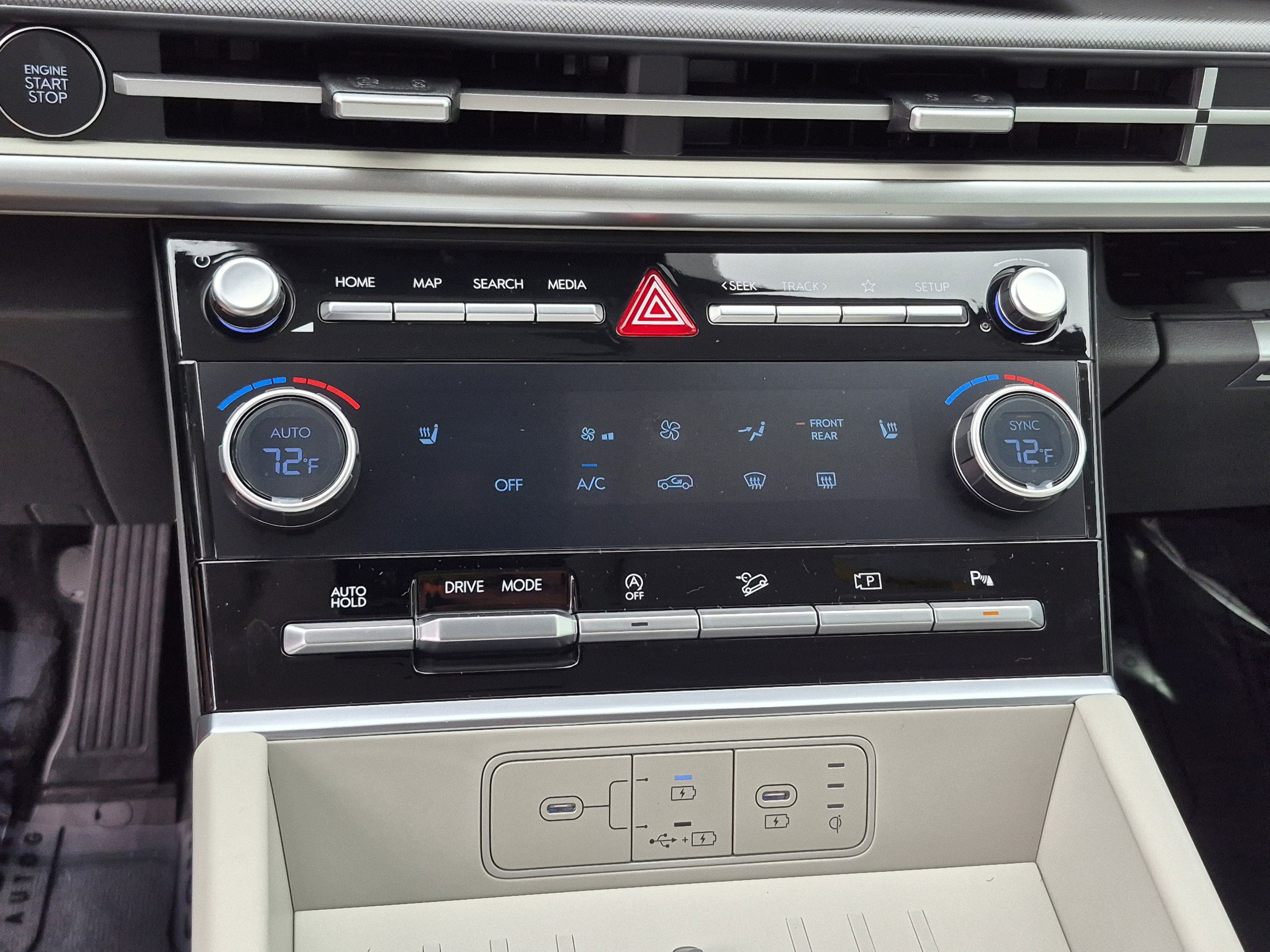 New 2026 Hyundai Santa Fe SEL FWD image 14