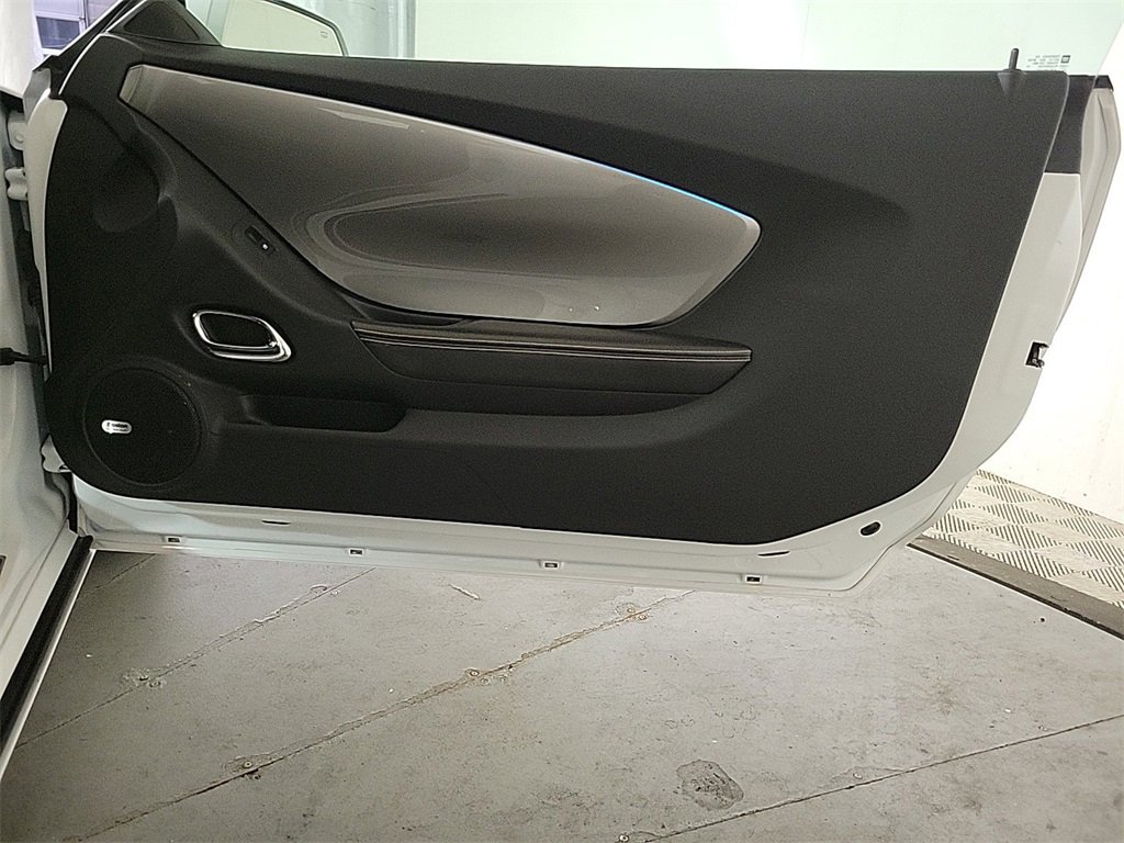 Used 2011 Chevrolet Camaro SS w/ RS Package image 20