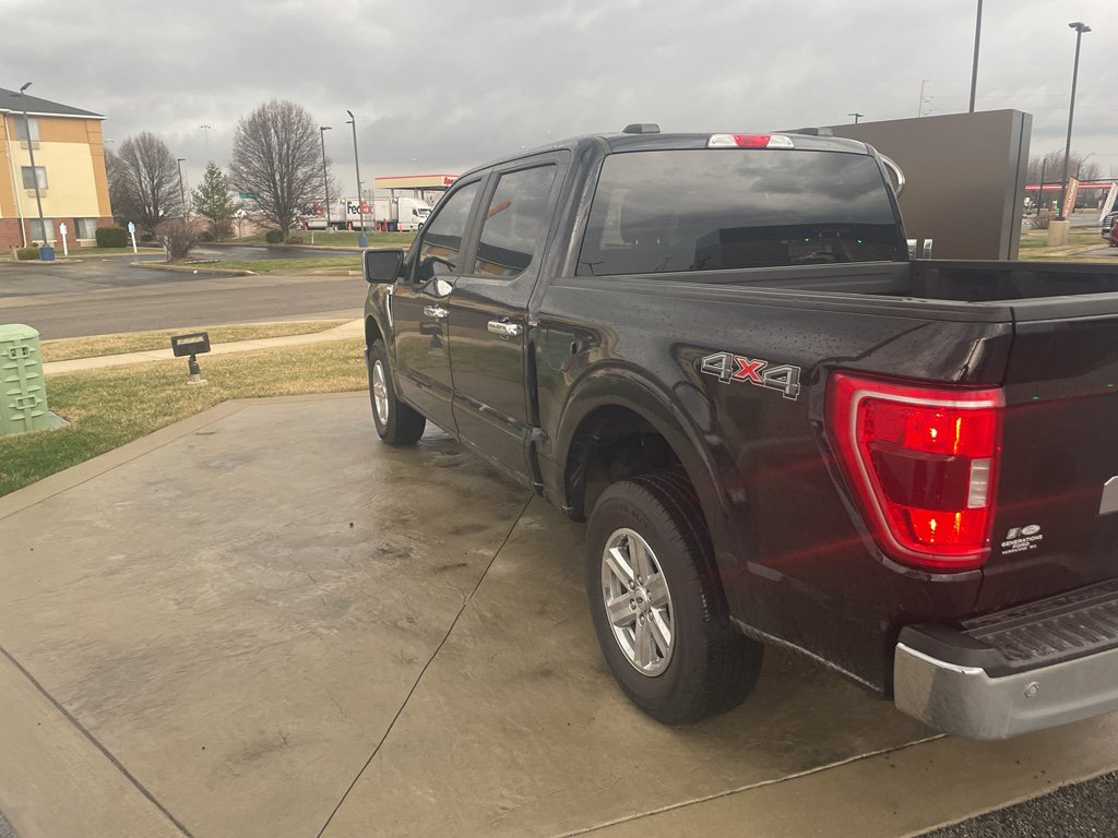 Used 2023 Ford F150 XLT AWD/4WD image 3