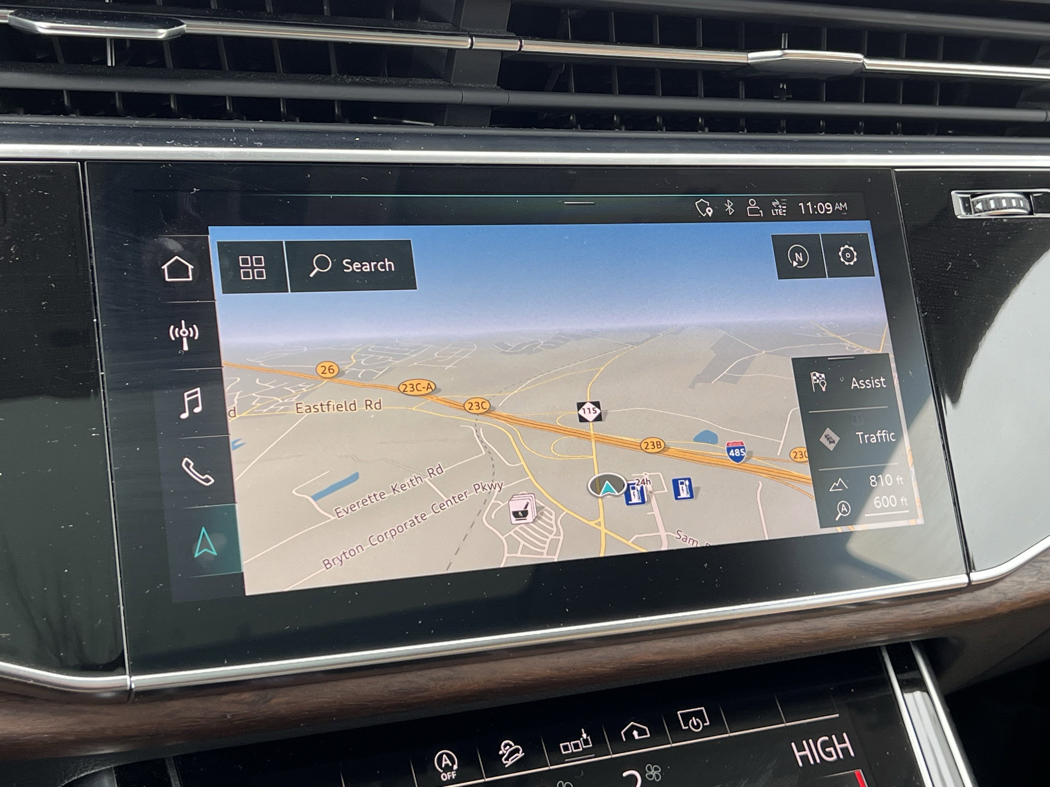 Used 2020 Audi Q8 Premium Plus w/ Premium Plus Package image 24