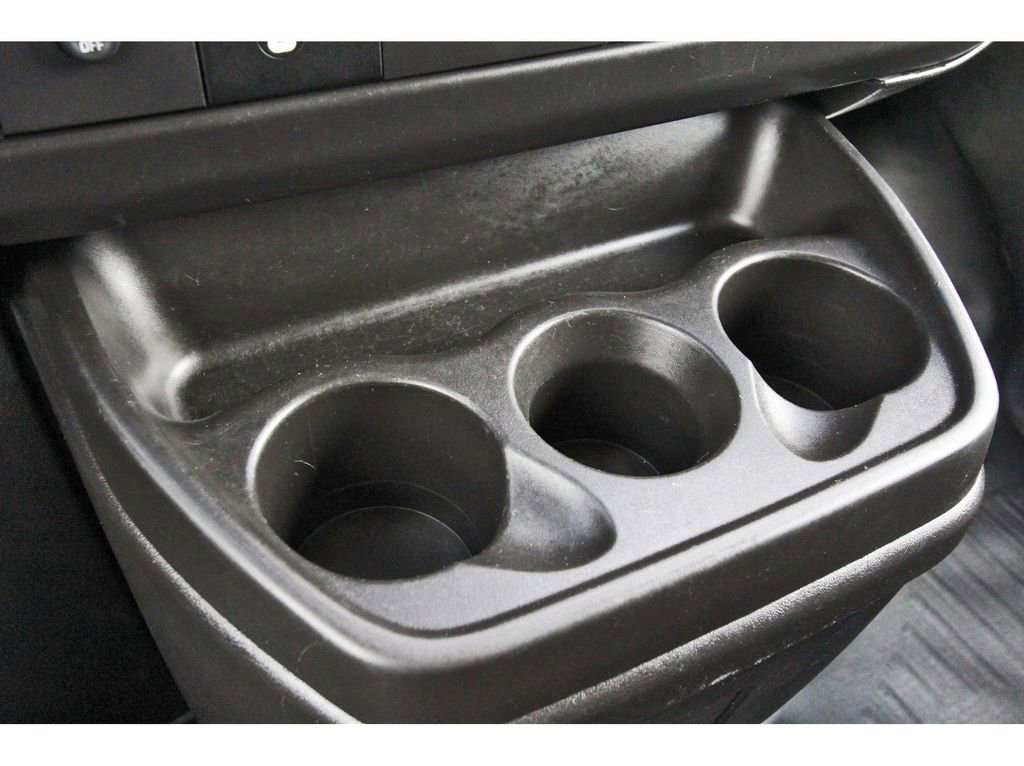 Used 2024 GMC Savana 2500 w/ Driver Convenience Package image 33