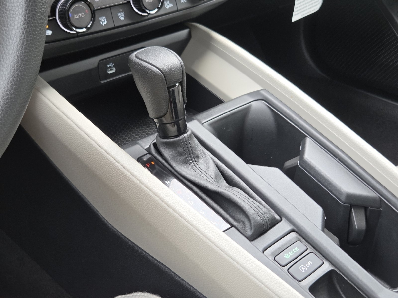 Used 2025 Honda Accord SE image 32