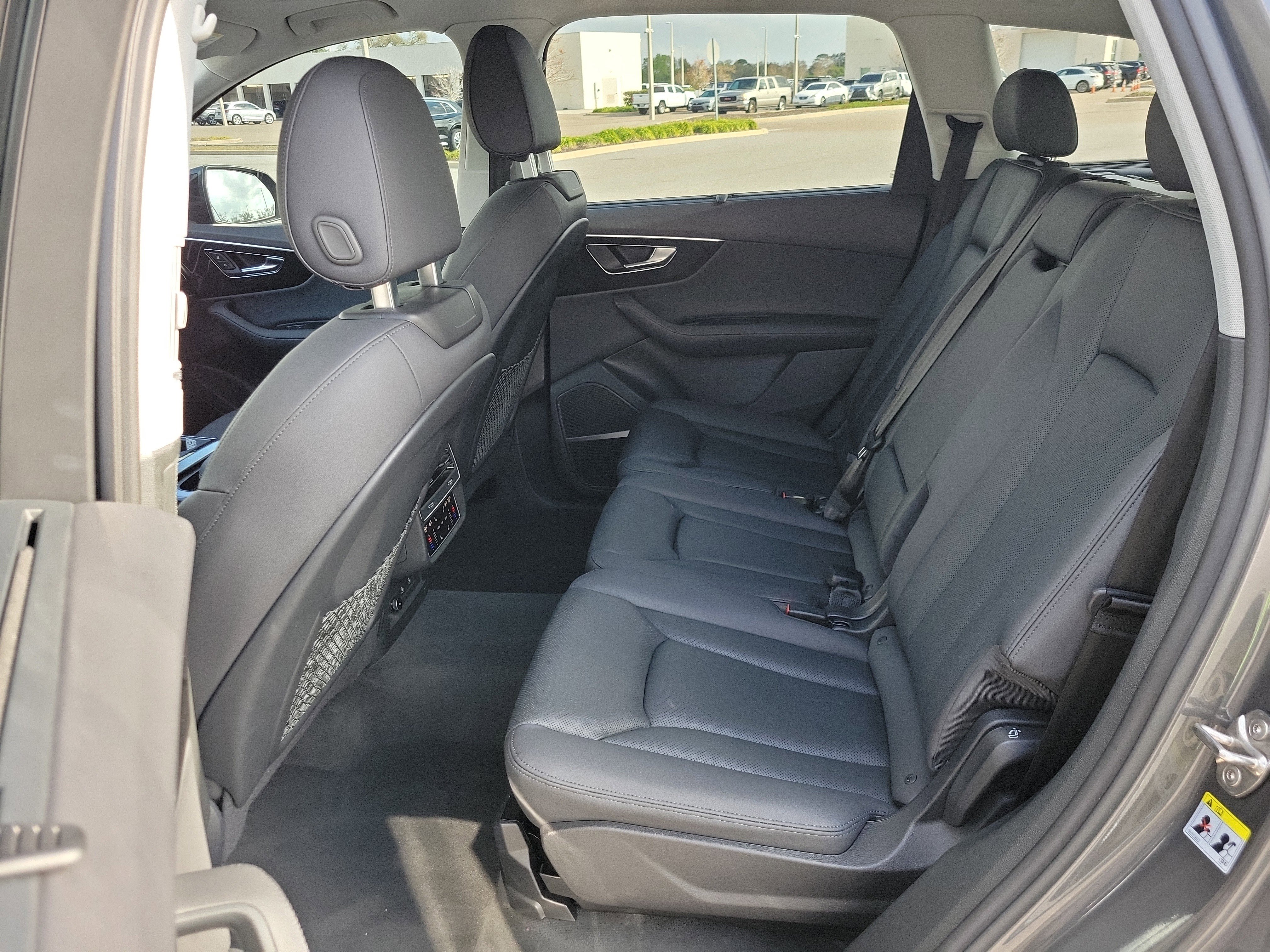 Used 2023 Audi Q7 3.0T Premium Plus w/ Premium Plus Package image 17