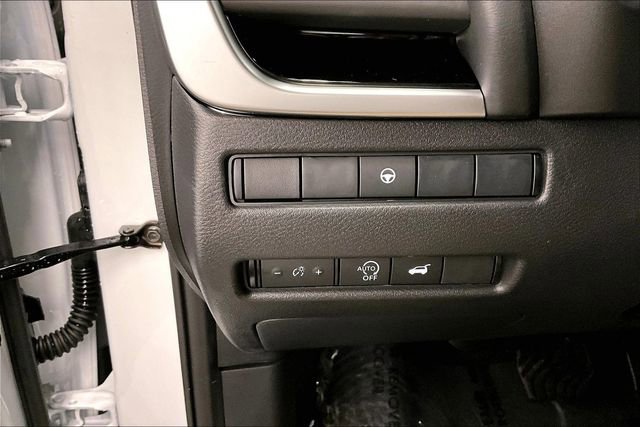 New 2026 Nissan Rogue SV image 28