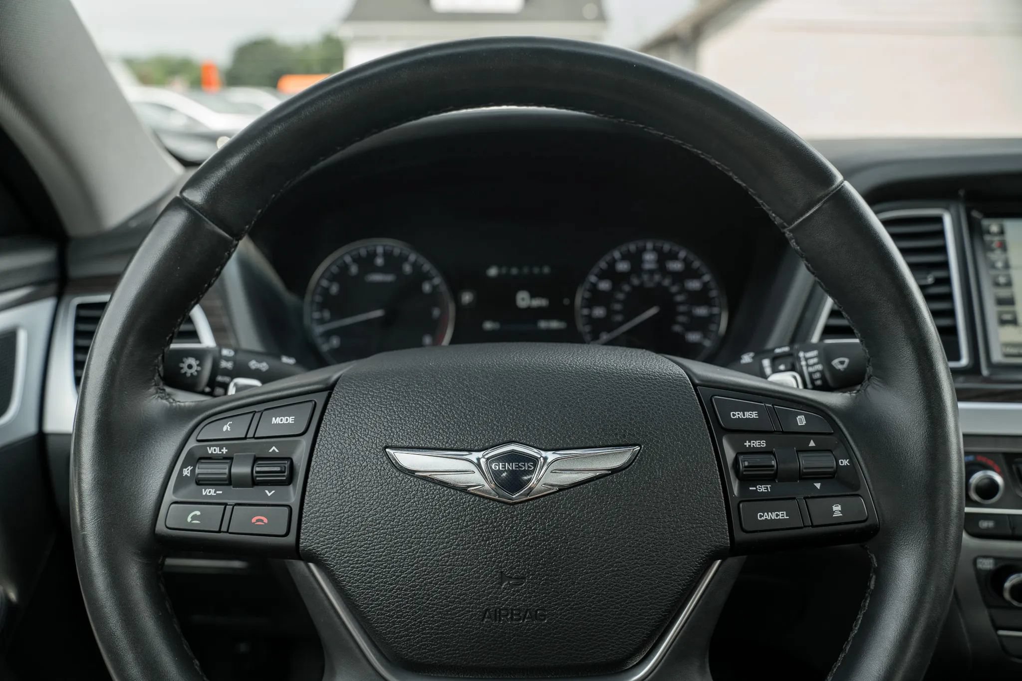 Used 2017 Genesis G80 3.8 AWD/4WD image 18