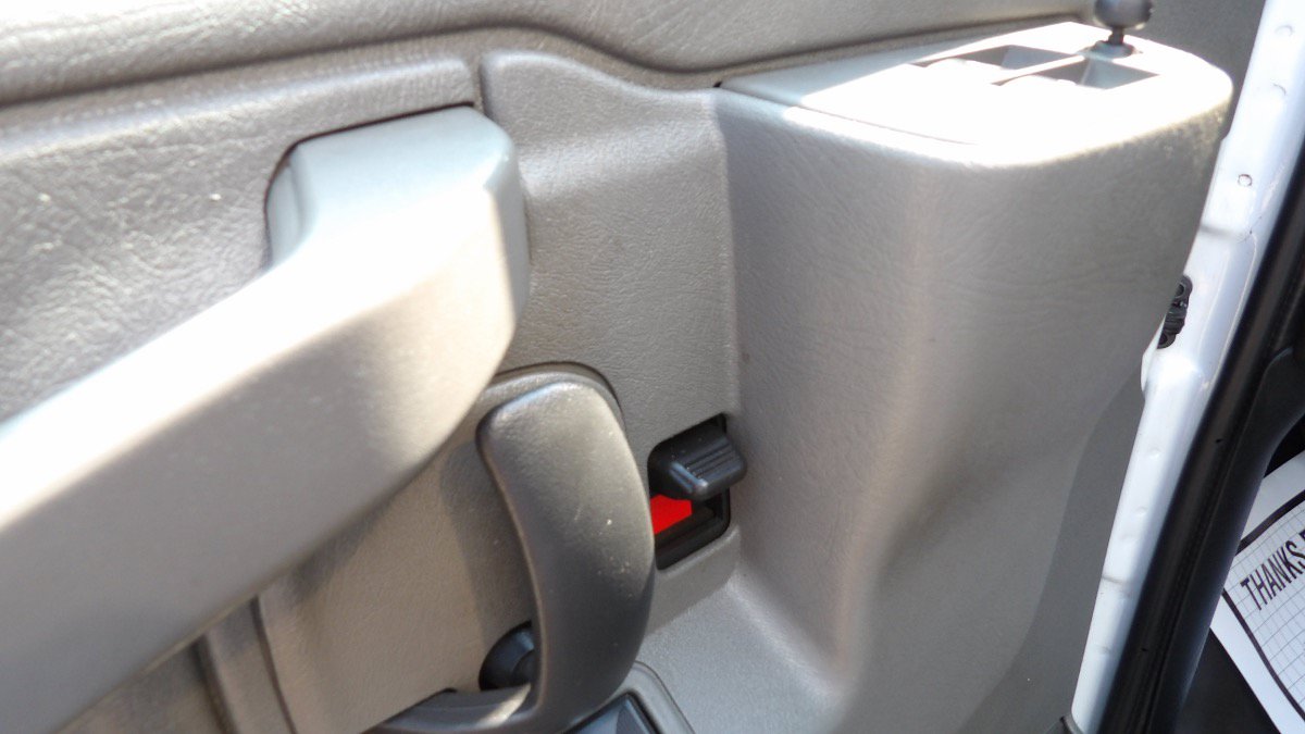 Used 2022 GMC Savana 3500 Extended w/ Power Convenience Package RWD image 17