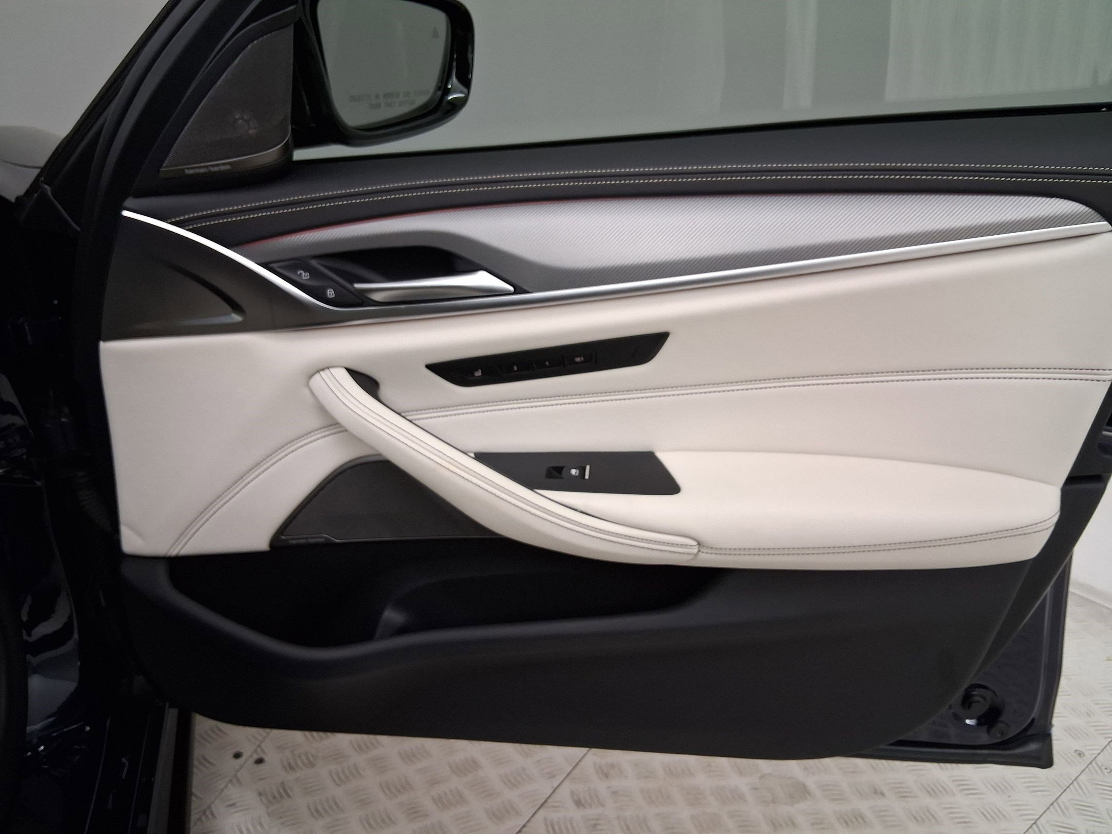 Certified 2023 BMW M5 w/ Competition Package image 36