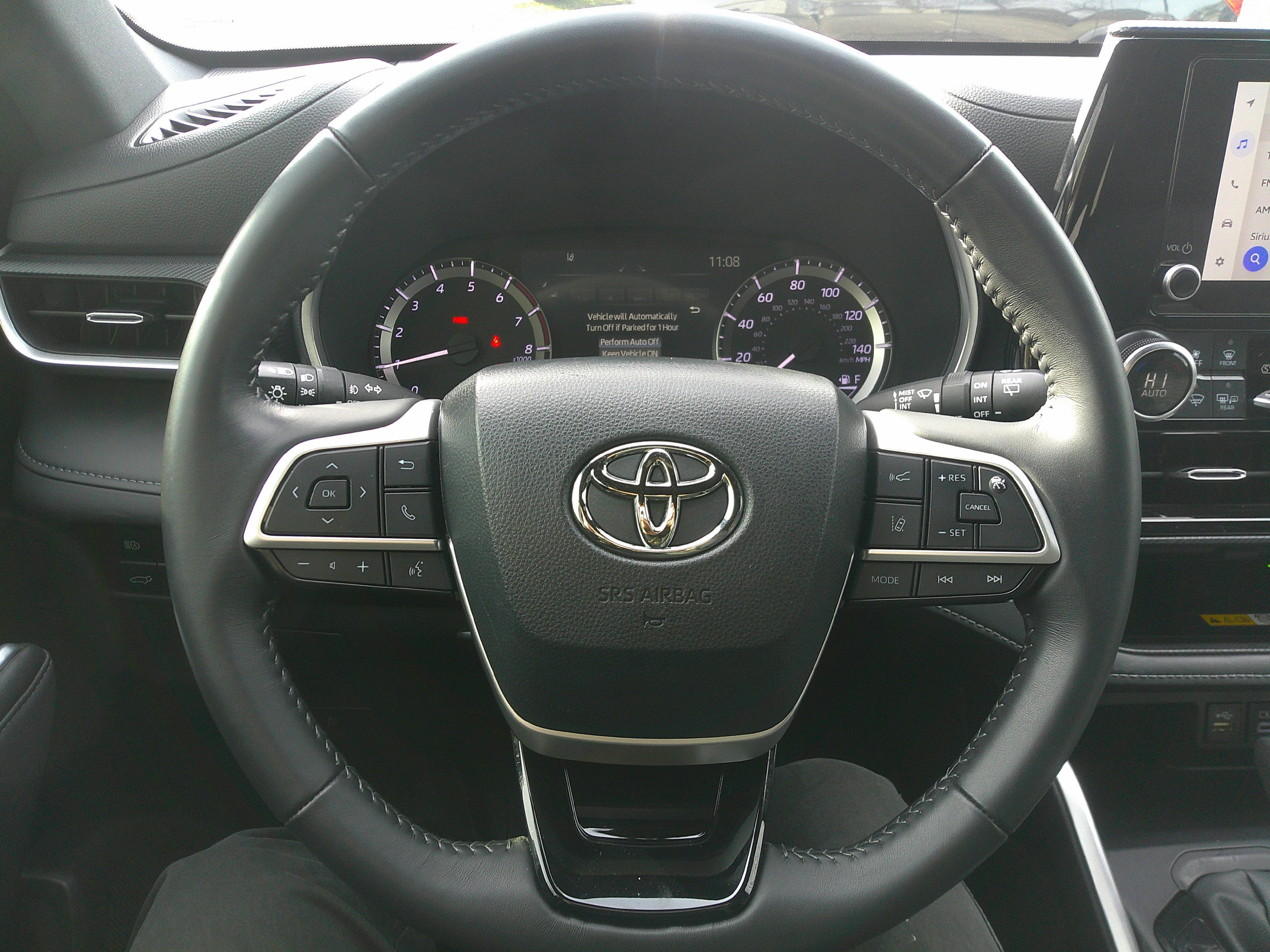 Used 2024 Toyota Highlander XSE image 18