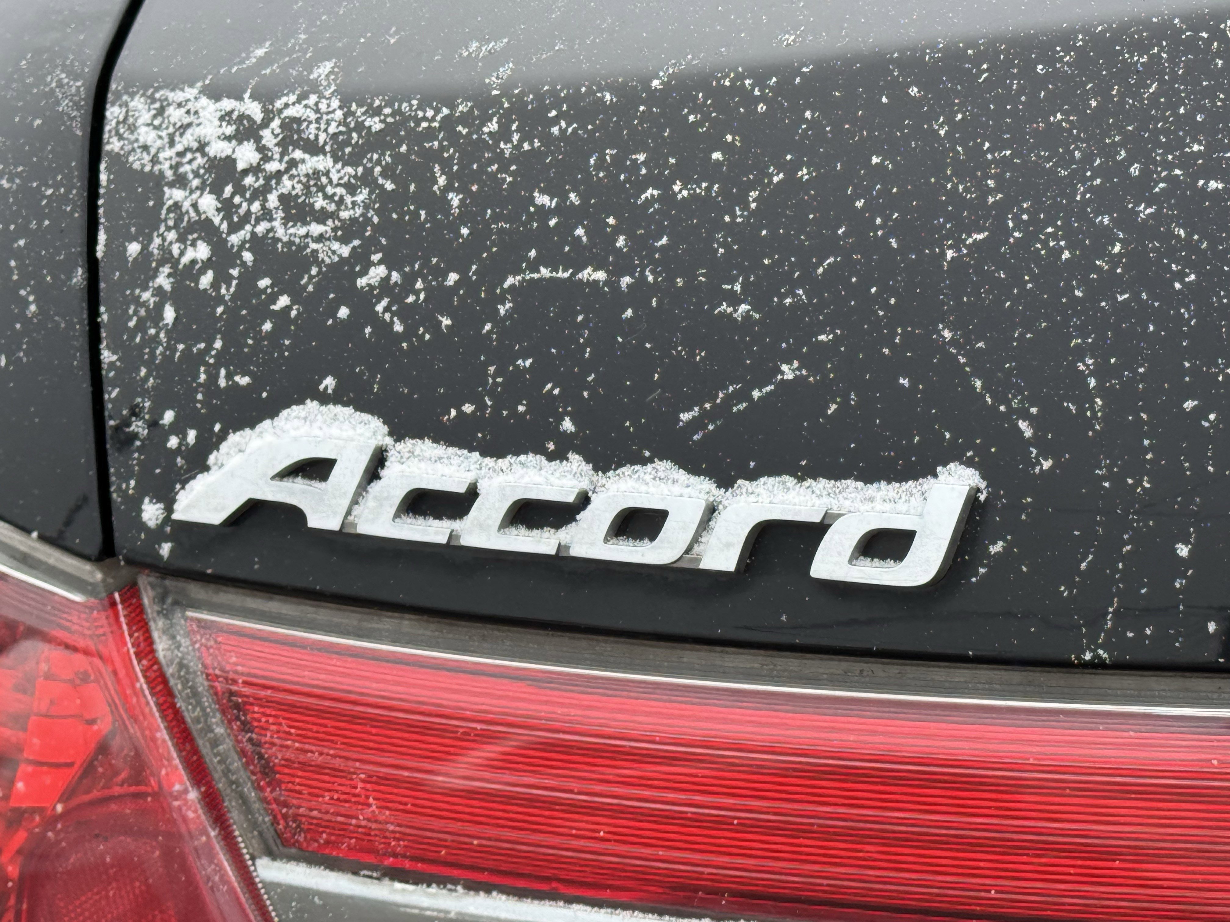 Used 2011 Honda Accord SE image 39