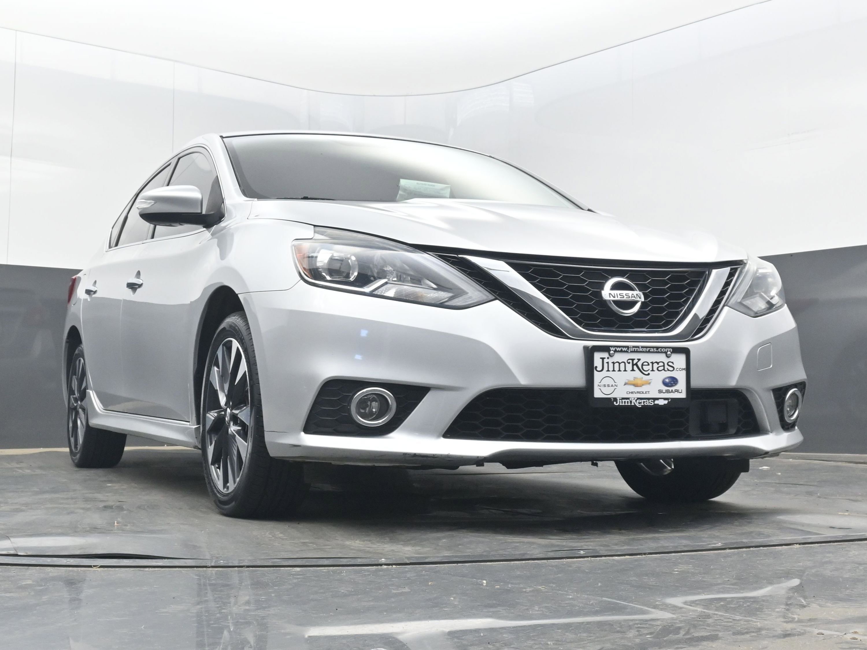 Used 2018 Nissan Sentra SR w/ Technology Package image 24