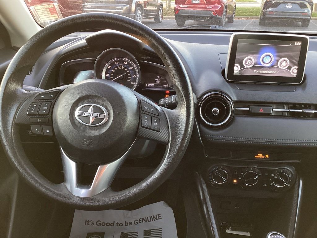 Used 2016 Scion iA image 12