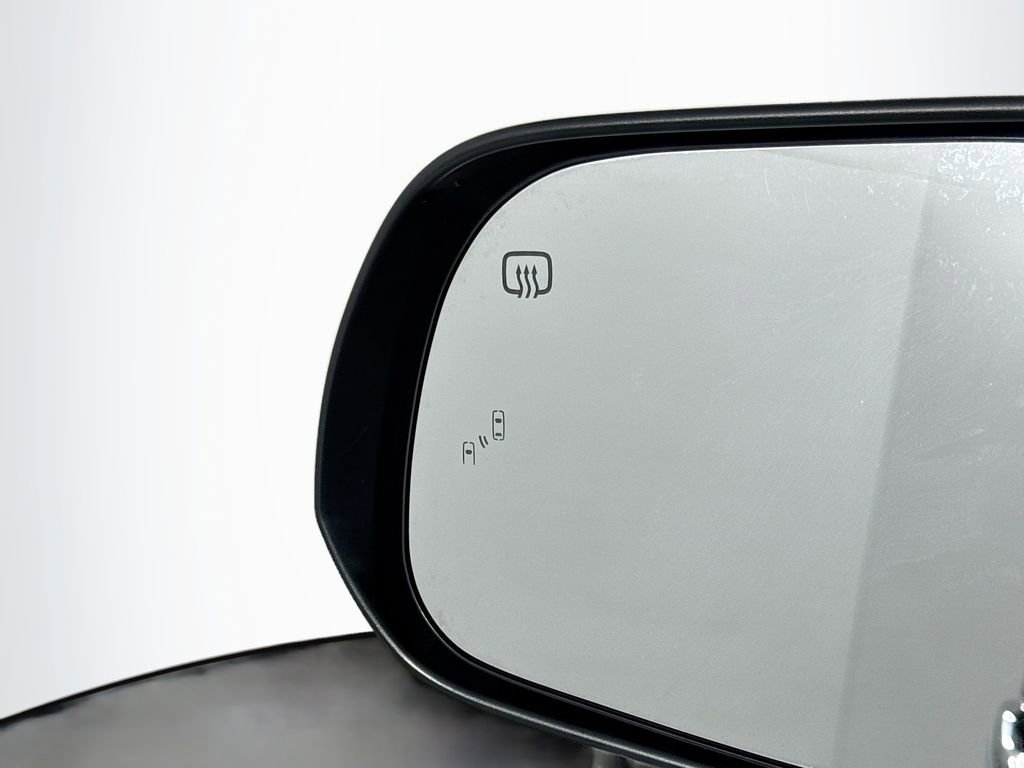 Used 2019 Toyota Sienna XLE image 17